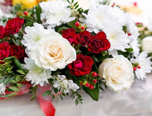 Pugh’s Flowers Offers Festive Holiday Flower Arrangements to The Life Church Memphis