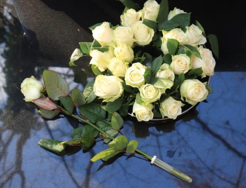 Heartfelt Memorial Service Flowers can be Found at Pugh’s Flowers
